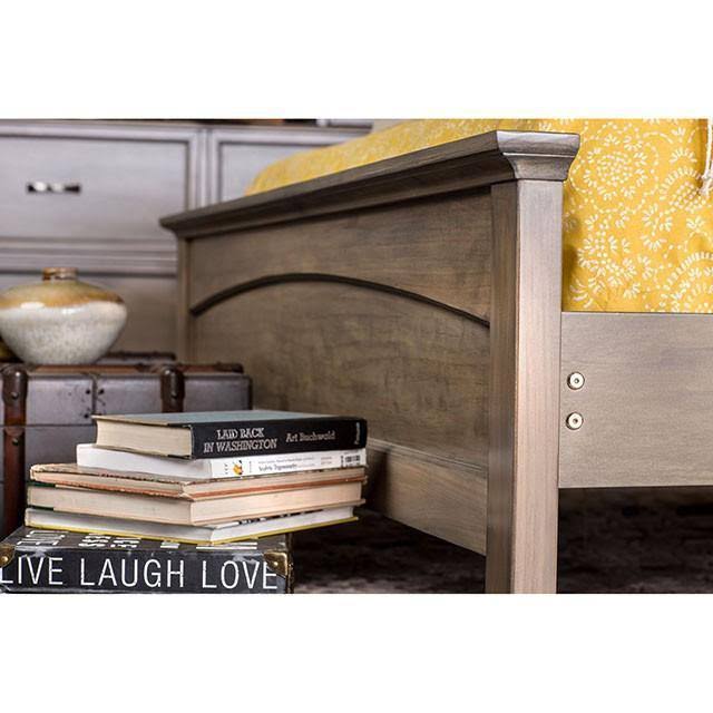 Queen Panel Bed F28133