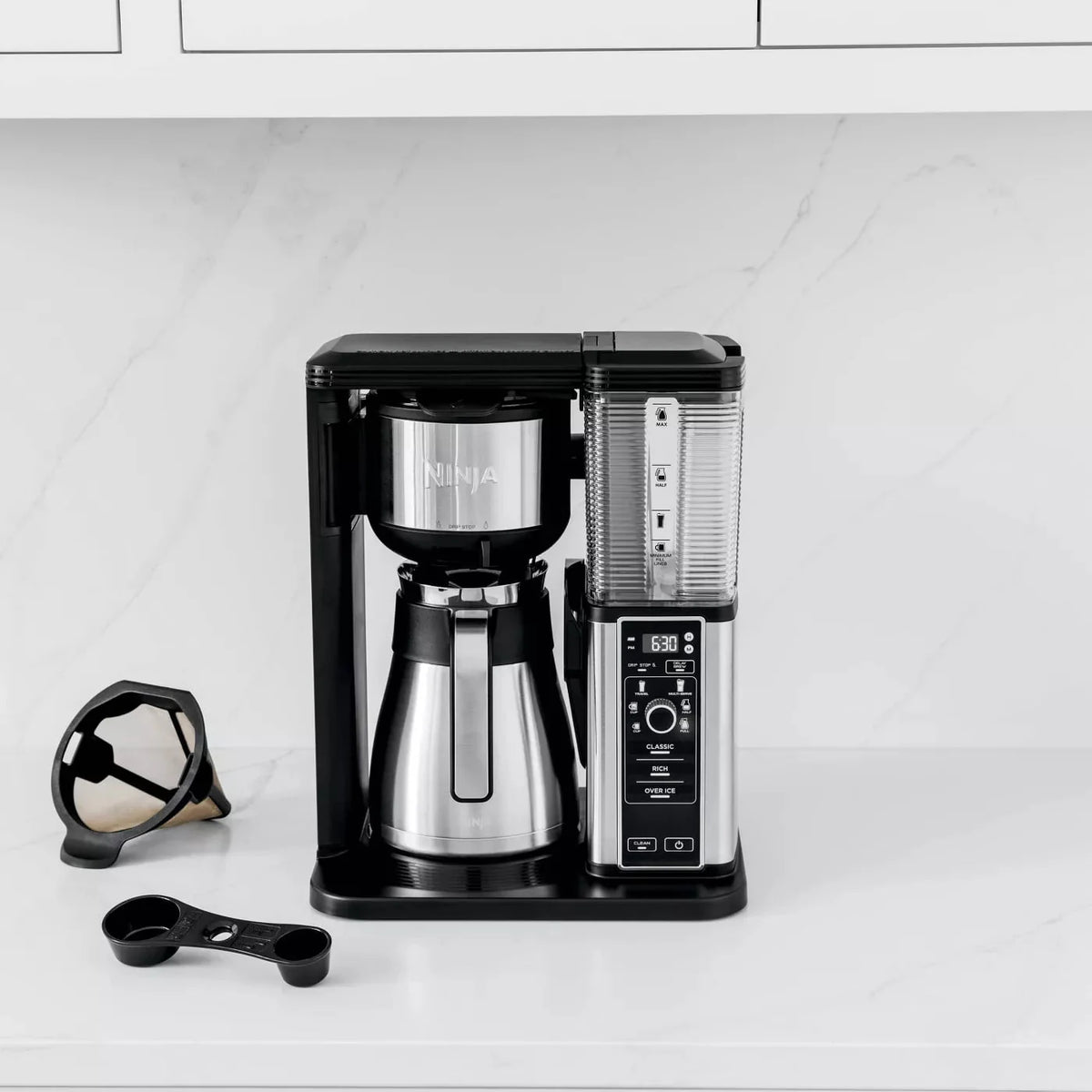 Hot & Iced Coffee Maker W982309