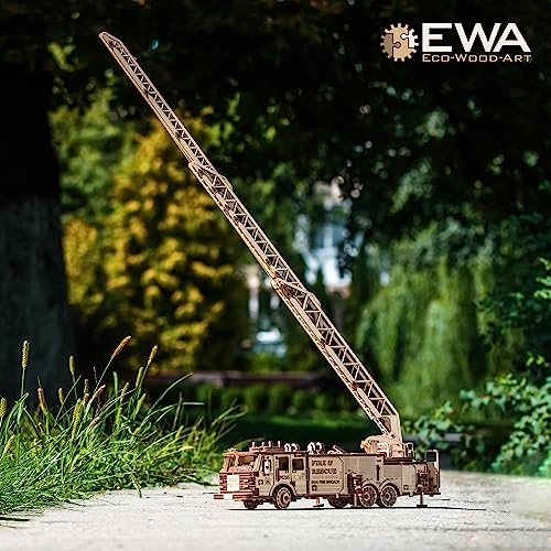 3D Wooden Puzzle Fire Truck Mechanical Model Kit with Wind Up Mechanism, 439 Pieces V96131