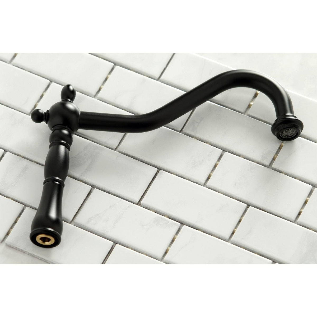 Antique Brass Kitchen Faucet with Brass Sprayer V6413