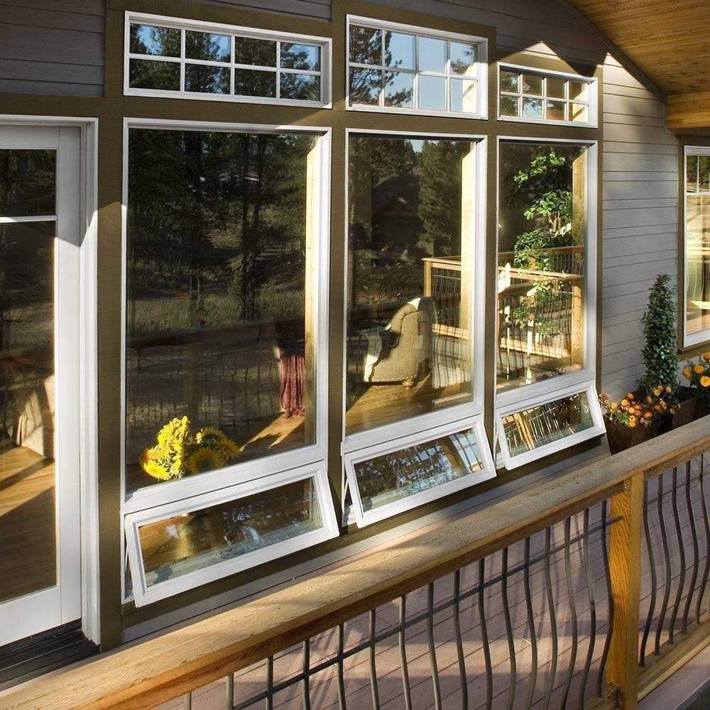 White Vinyl Awning Window with Colonial Grids O635559