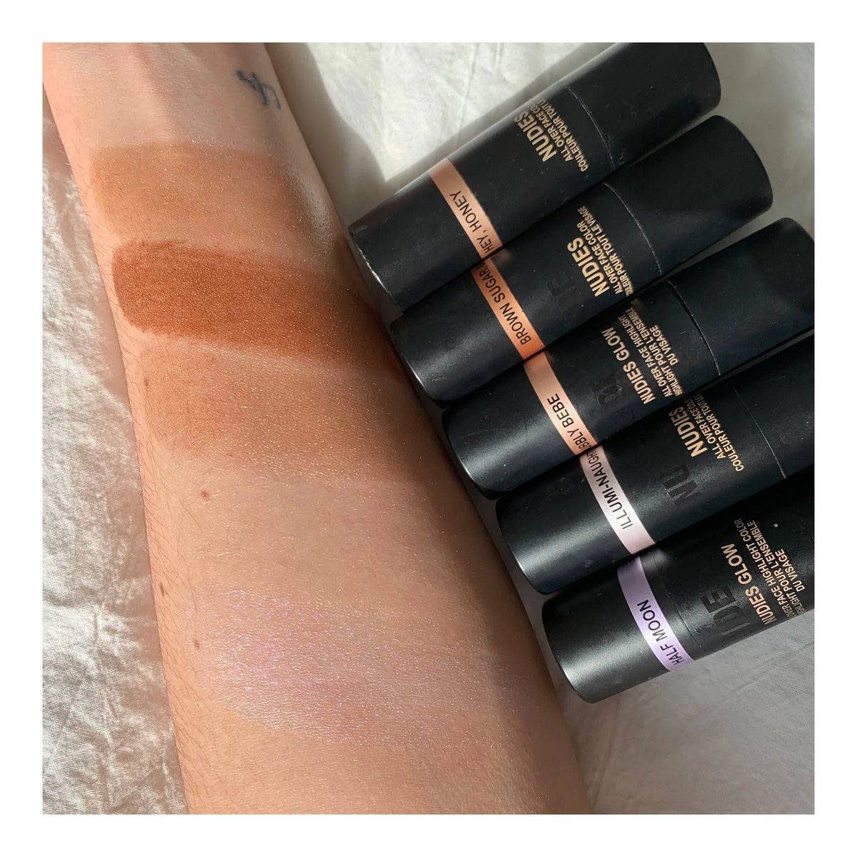 All Over Face Glow Bronzer 8gm J180