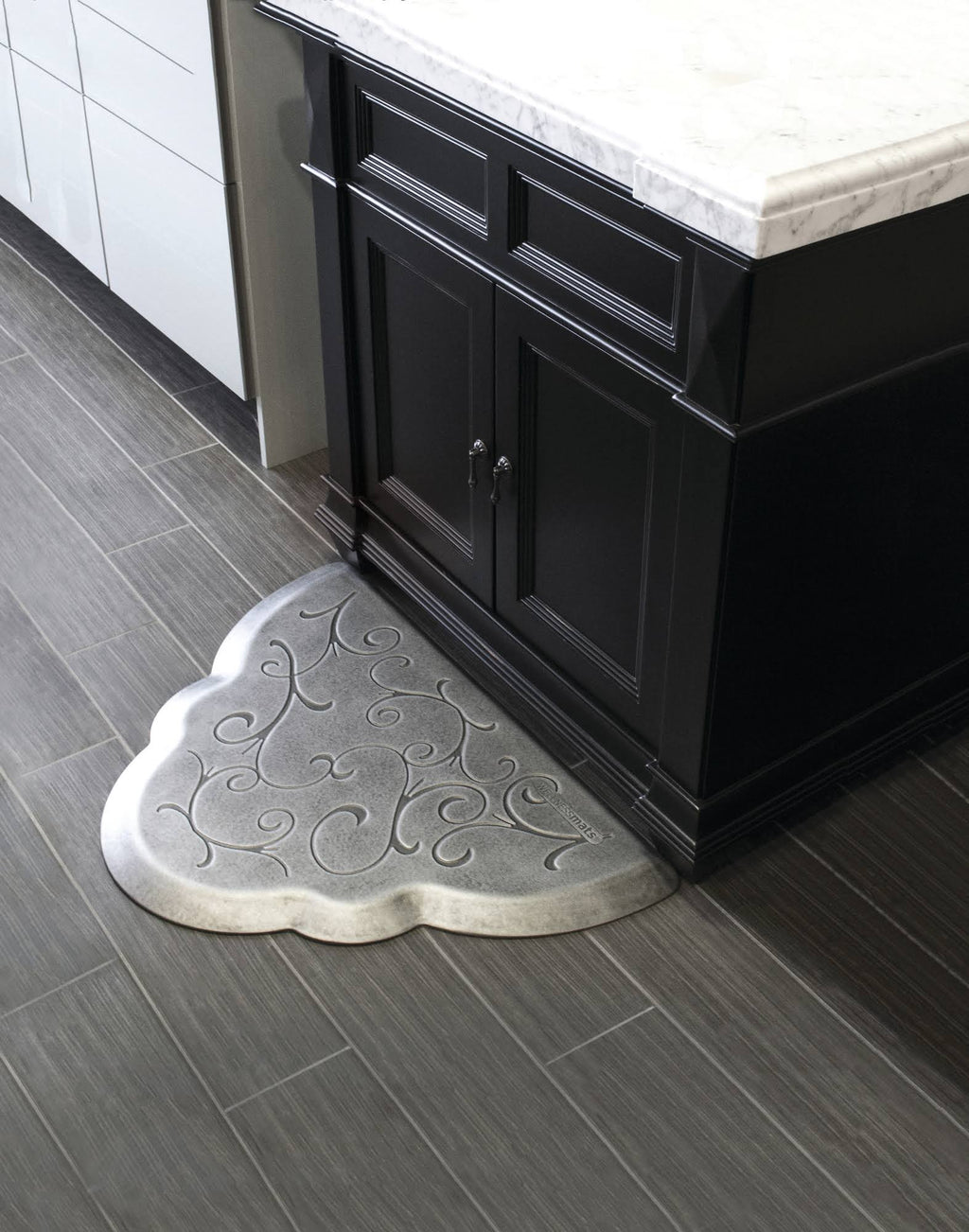 Silver Leaf Studio Scalloped Mat P74406