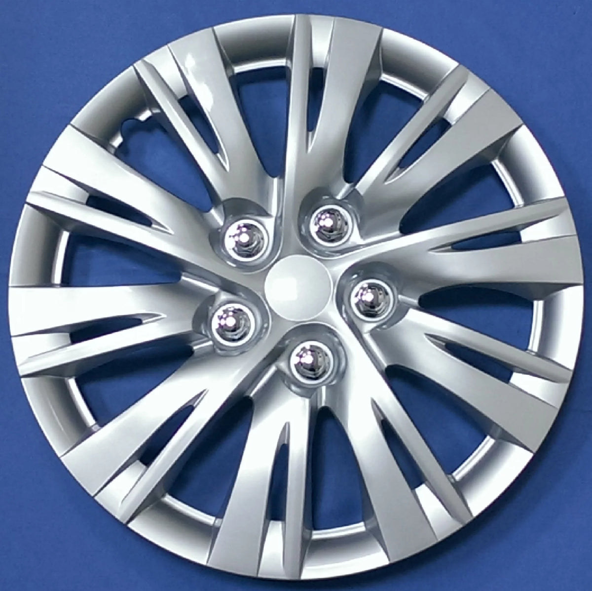 15-inch Wheel Cover Silver Alloy Finish N367