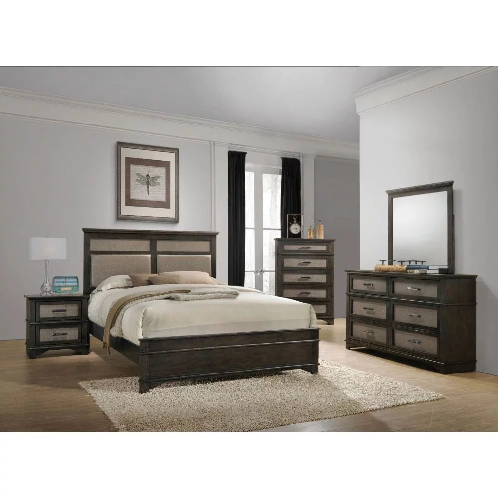 Eastern King Bed H670337