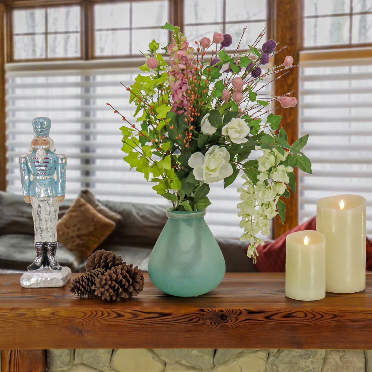 9" Turquoise Vase I6539